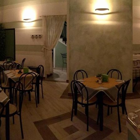 Lungomare Hotel Marina di Cecina Ngoại thất bức ảnh