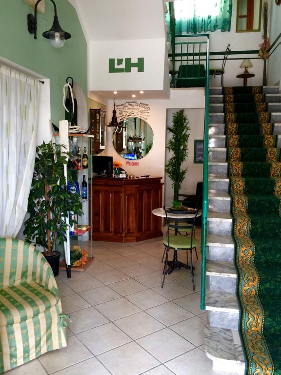 Lungomare Hotel Marina di Cecina Ngoại thất bức ảnh