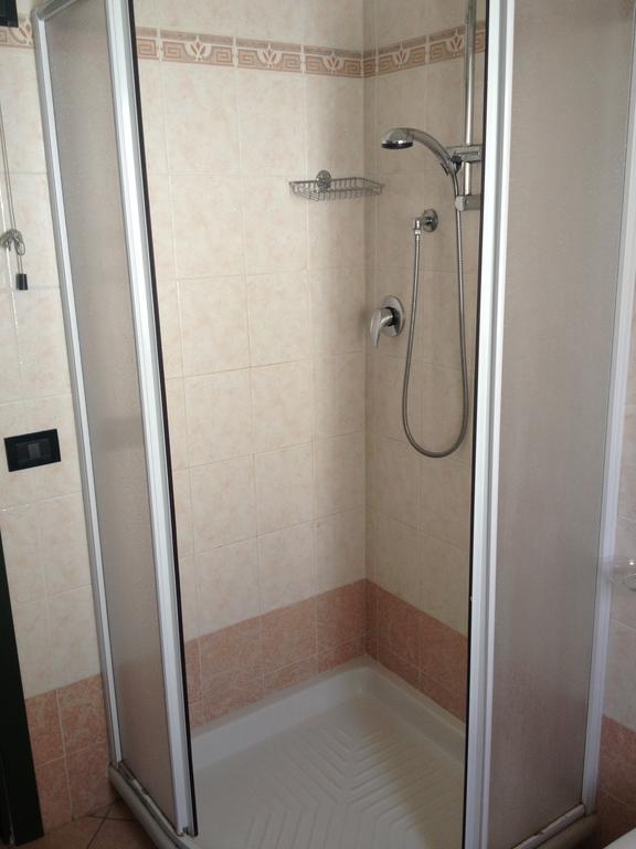 Lungomare Hotel Marina di Cecina Phòng bức ảnh